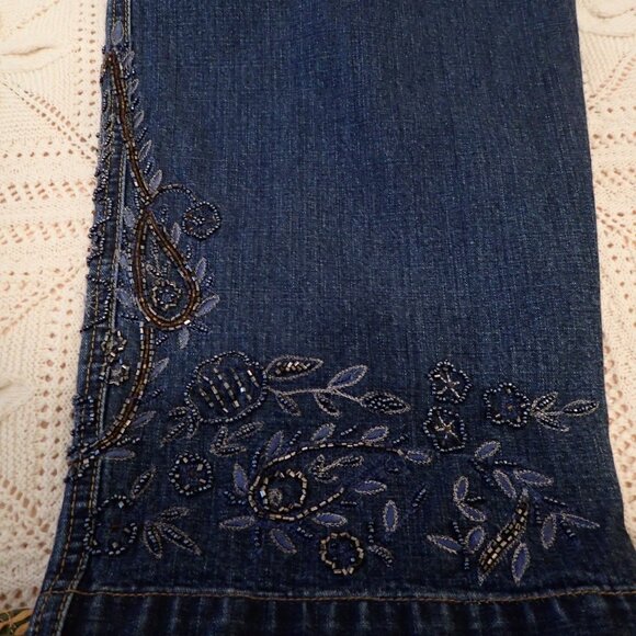 Chico's 'Size 3' beaded embellished Jeans - Picture 2 of 11